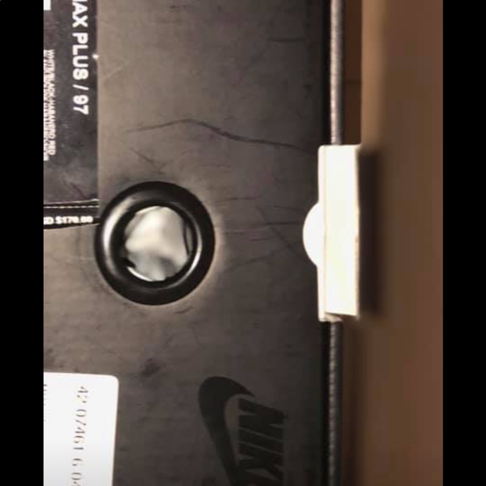 305 Nike air max Size 7.5 NEVER WORN ! - Picture 1 of 2